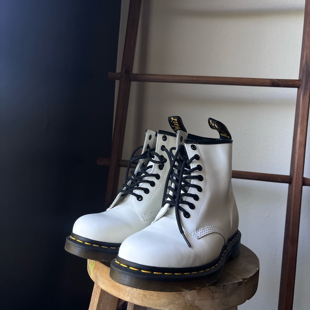Dr. Martens 1460 Smooth Leather Lace Up Boots